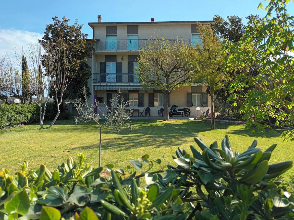 La Casa Degli Ippocastani Lejlighed Colonnella Eksteriør billede